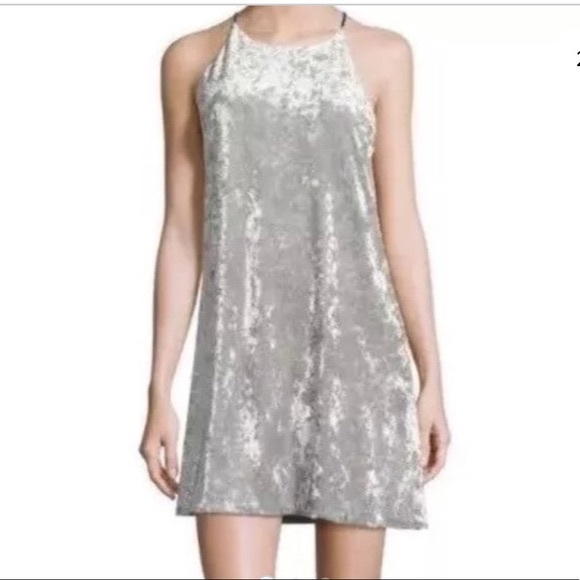 Design Lab Velour Dress - Picture 4 of 4